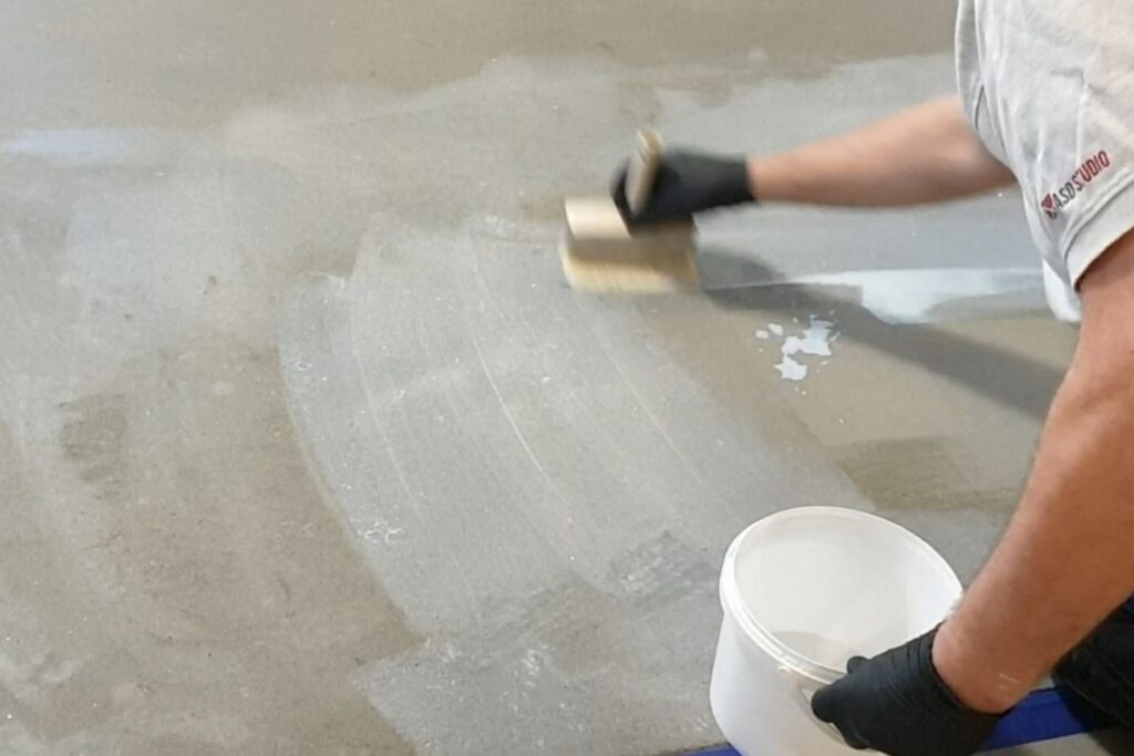 Podłoga z mikrocementu